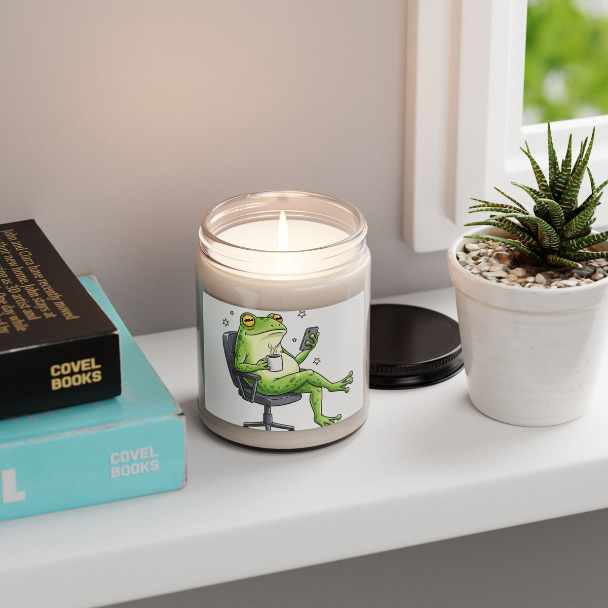 Relaxed Frog Soy Candle — 9oz Scented Jar (Cozy Chill Vibes)